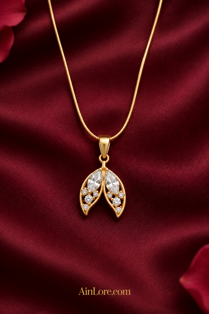 Leaf pendant detail flatlay