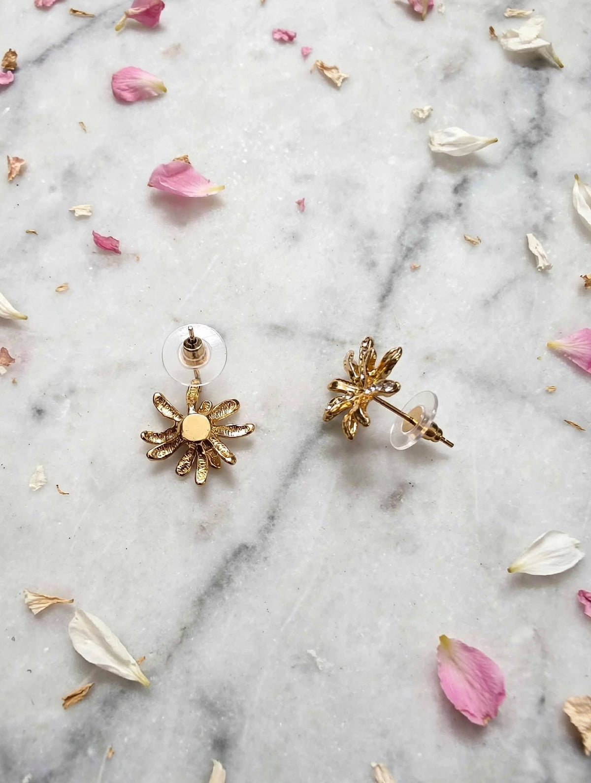 Golden Starburst minimal Earrings