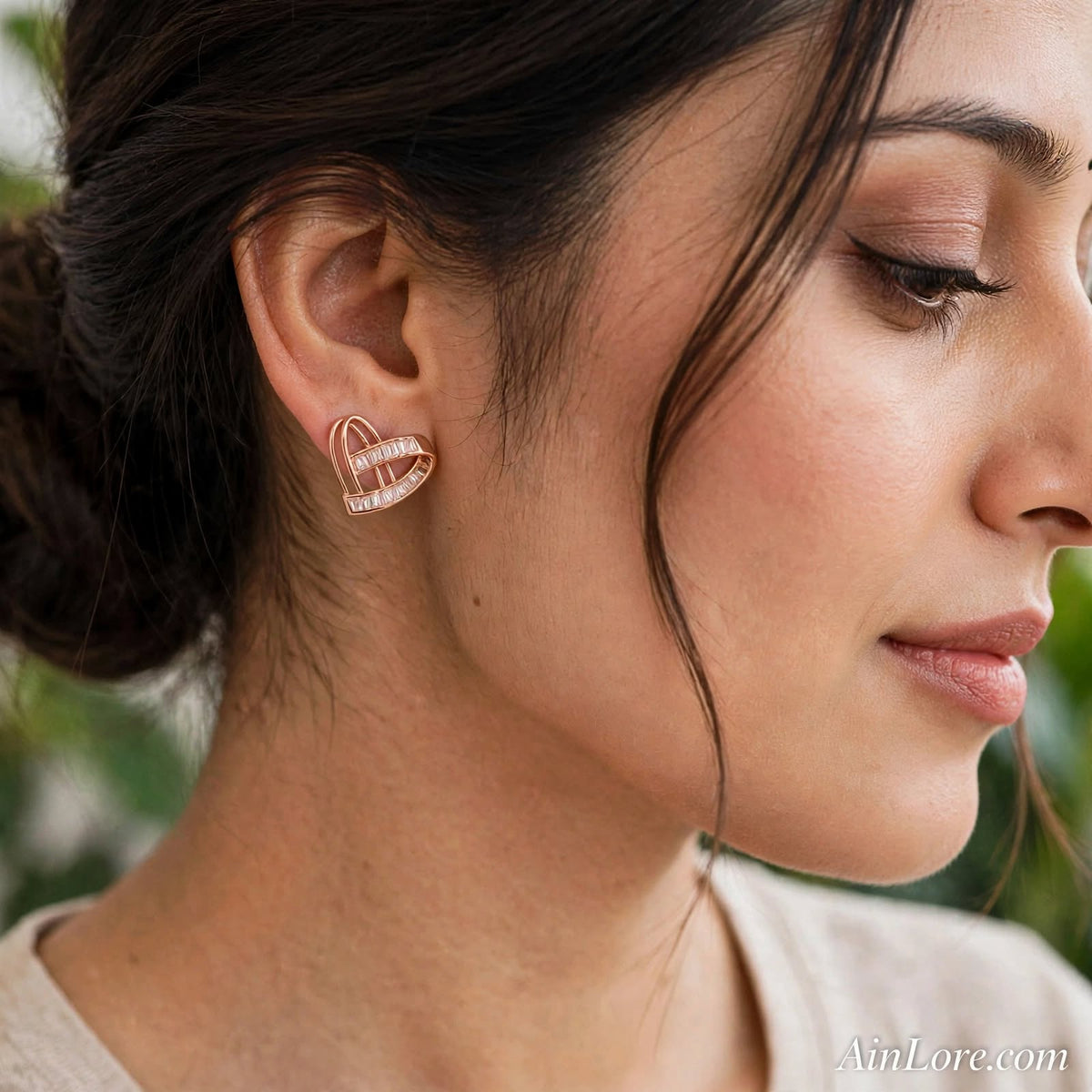 Heart rose gold stud