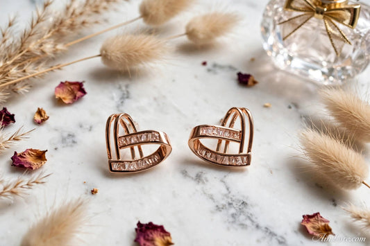 Heart rose gold stud